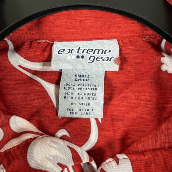 Extreme Gear Vintage Shirt Mens Small Red White Hibiscus Hawaiian Floral Y2K - Picture 3 of 7